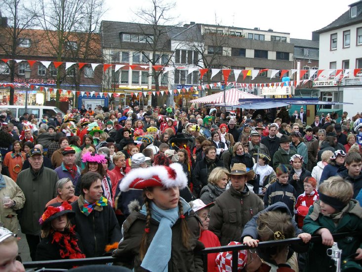 Rathausstuermung 2008 002 (128).jpg